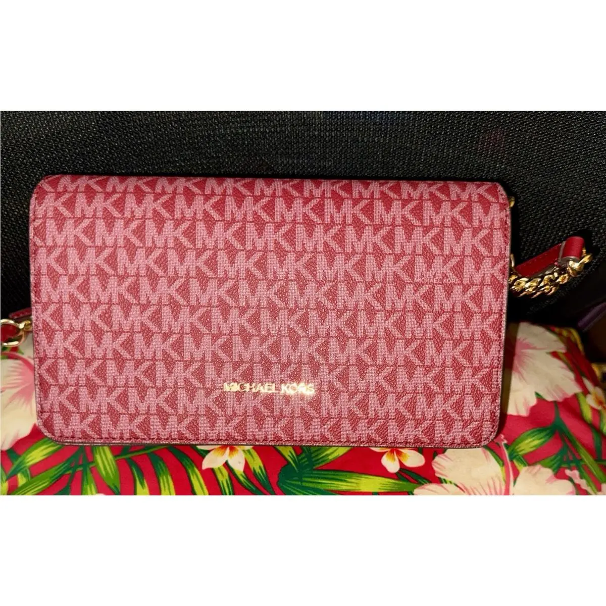 Michael Kors Jet Set Medium Crossbody Bag Cherry Red