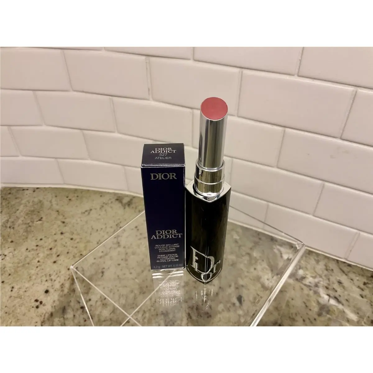 Addict Shine Lipstick Intense Color Hydrating Floral Lip Care 527 ATELIER by Dior