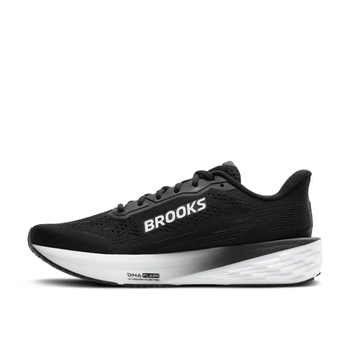 Brooks shoes - Black/White 7