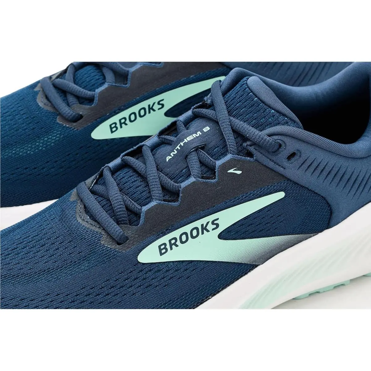 Brooks shoes - Antarctica/Chateau/Raisin 39
