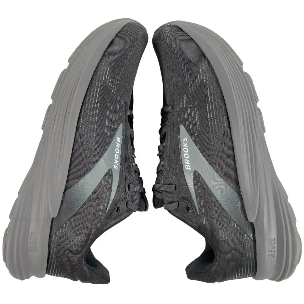 Brooks shoes - Brooks Revel 8 - Revel - 110468-1D-014 - Black 1