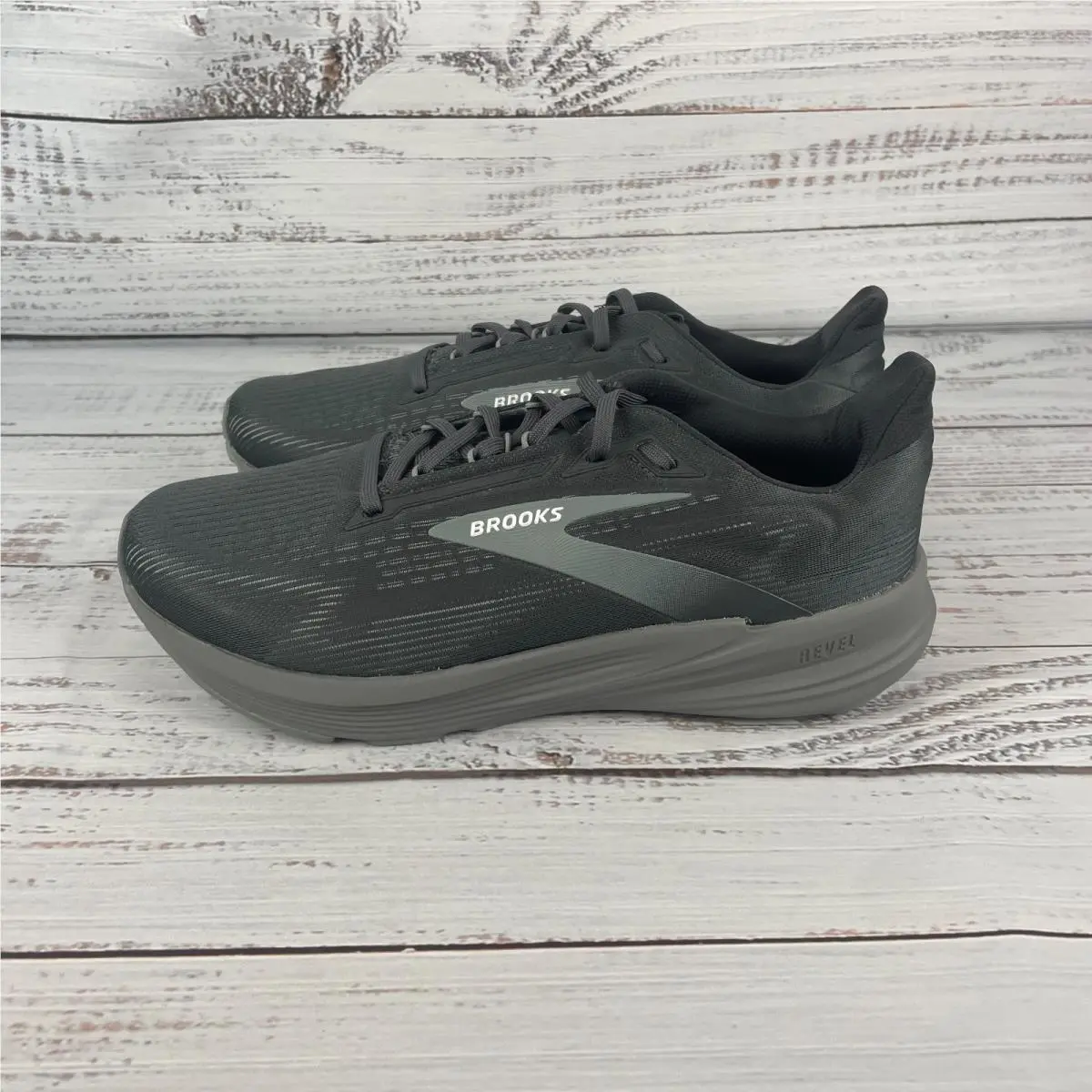 Brooks shoes - Brooks Revel 8 - Revel - 110468-1D-014 - Black (UPC: 195394684575) 4