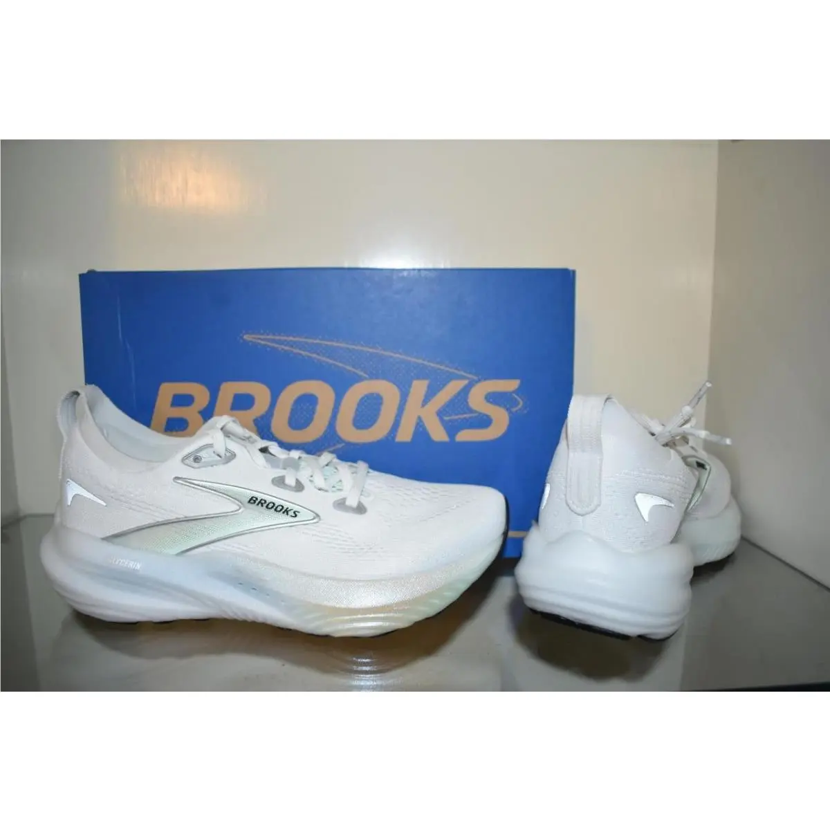 Brooks shoes - Brooks Glycerin 22 - Glycerin - 120434 1B 166 - White (UPC: 195394688665) 1