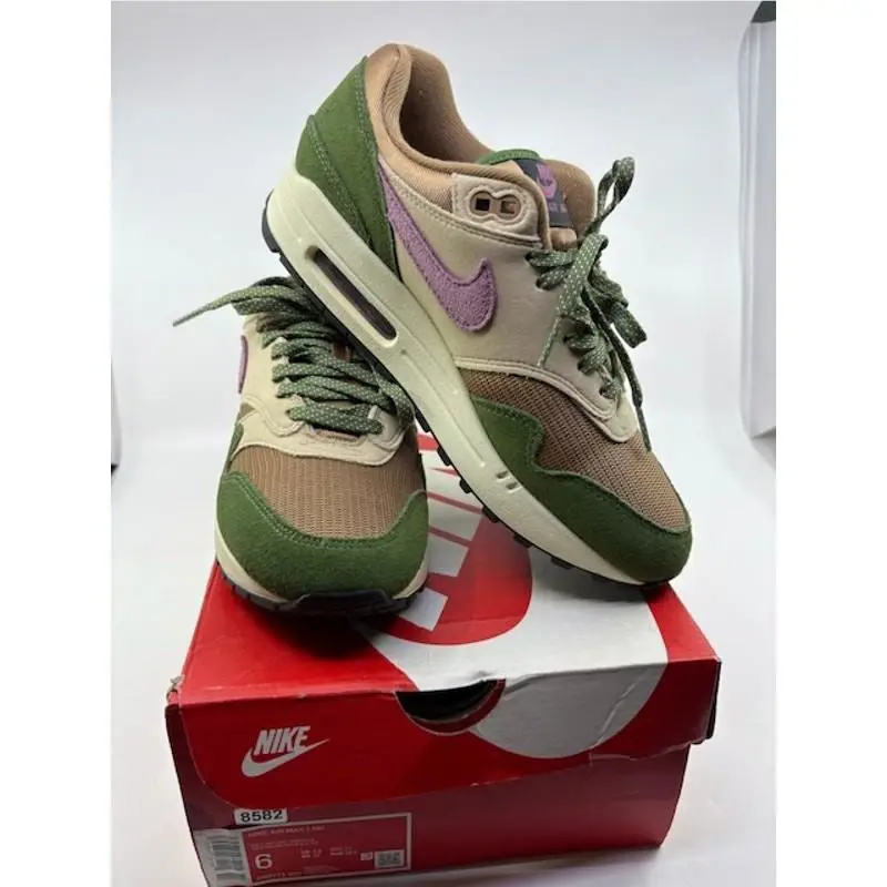 Nike shoes - Green 0