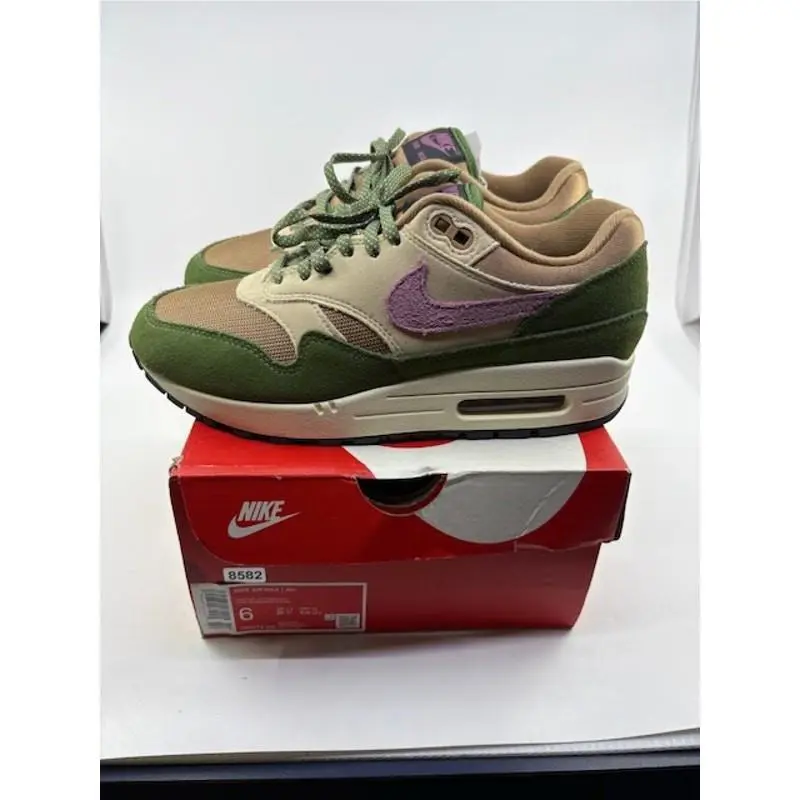 Nike shoes - Green 6