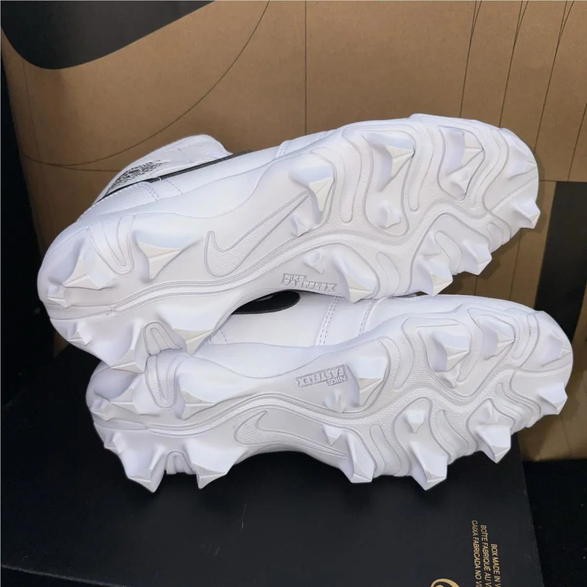 Nike shoes - Jordan 1 - HF6883-100 - White 4