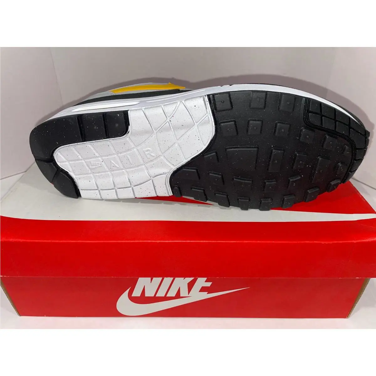 Nike shoes - Air Max 1 - Air Max - White (UPC: 196969079581) 2
