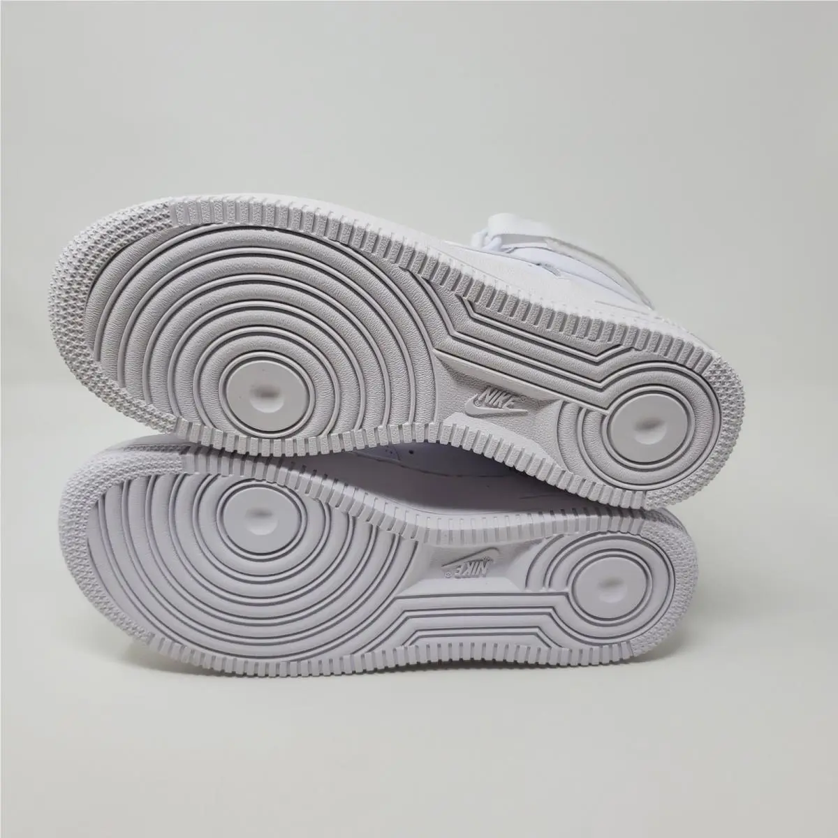 Nike shoes - Nike Air Force 1 High LE - White 6