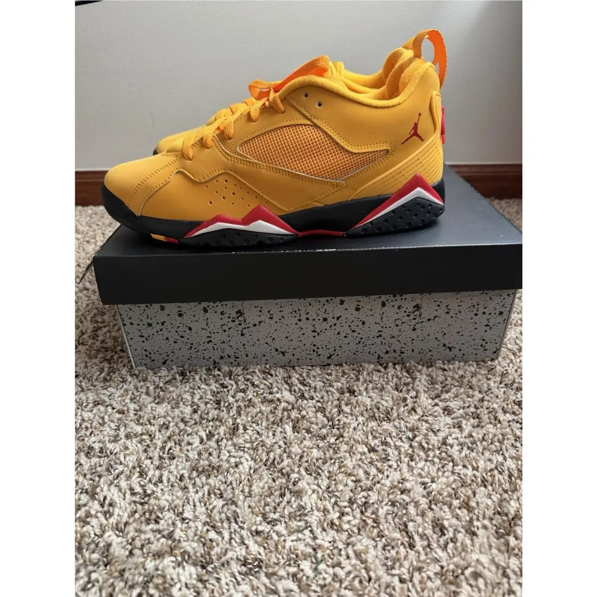 Nike Air Jordan Mvp 92 Shoes Taxi University Red IO7437-705 Men`s Size 11