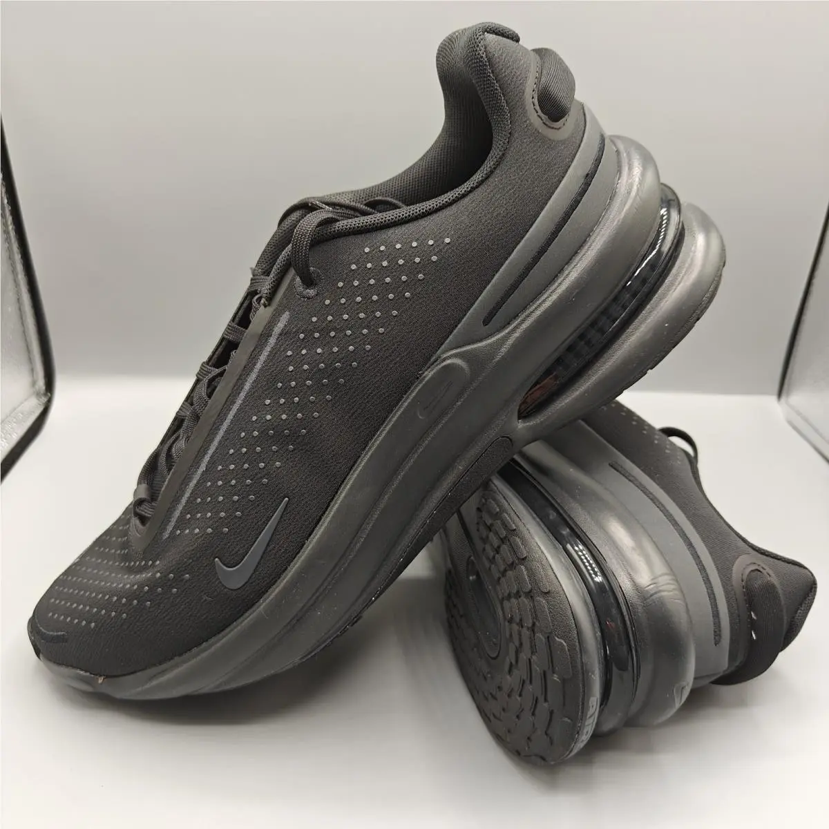 Nike Men`s Air Zoom Upturn SC Black Anthracite Size 11 IB2746-002 - Black