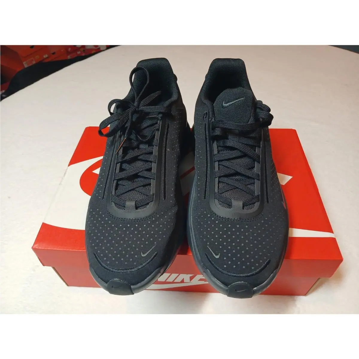 Nike Men’s Air Zoom Upturn SC Trainers Size 10 IB2746-002 Black Anthracite - Black