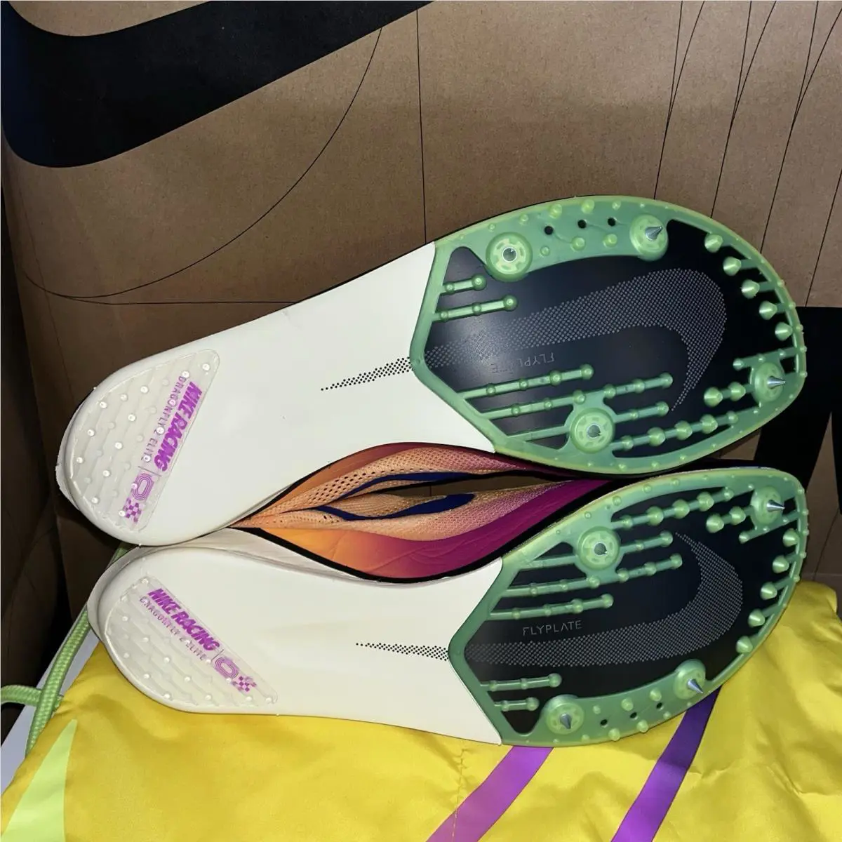Nike shoes - Nike ZoomX Dragonfly 2 Elite - FZ9315 800 - Citron Pulse / Indigo Burst (UPC: 198485923379) 4