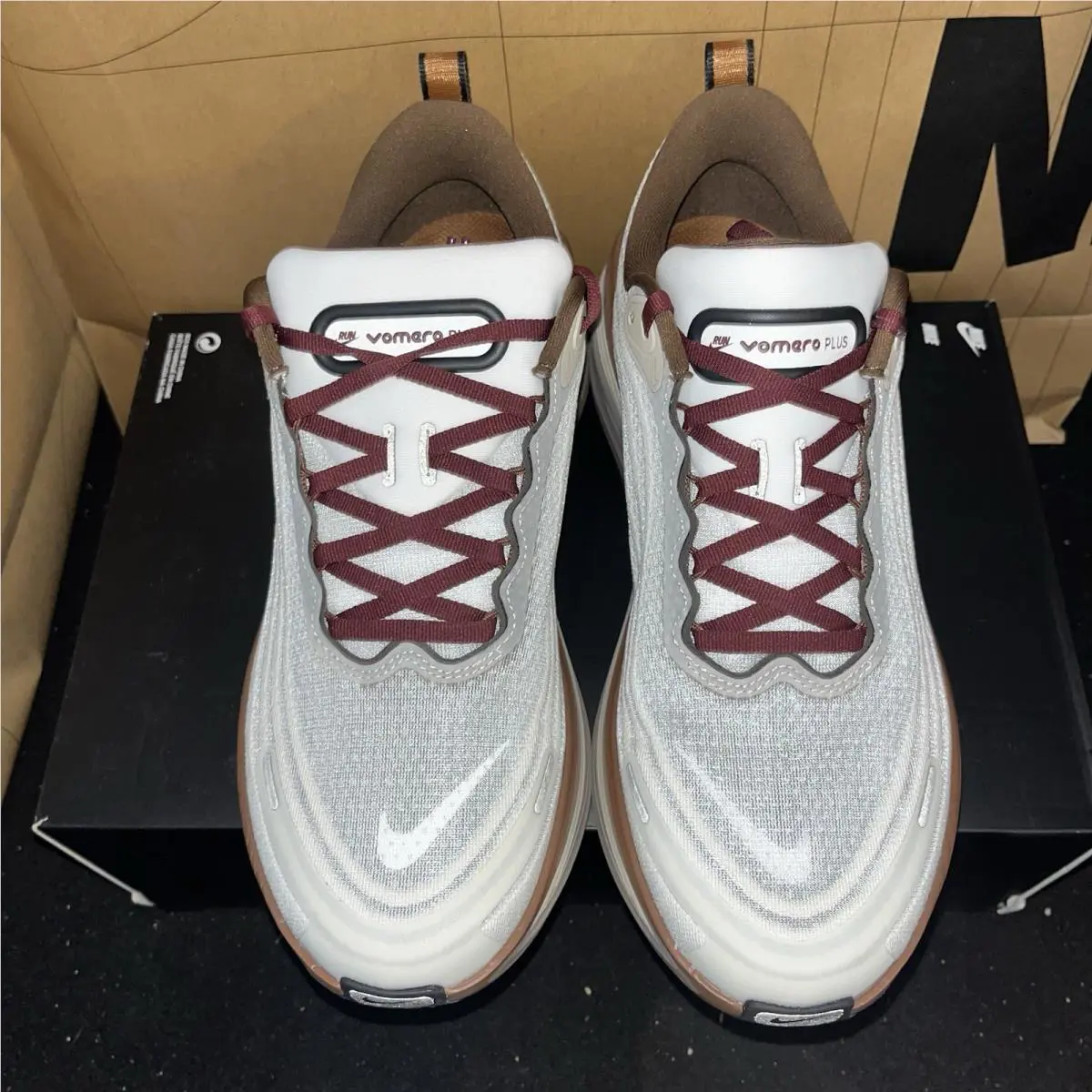 Nike shoes - Nike Vomero Plus - Vomero Plus - I04482-100 - Sail/Caldera Brown/Black-Pecan 2