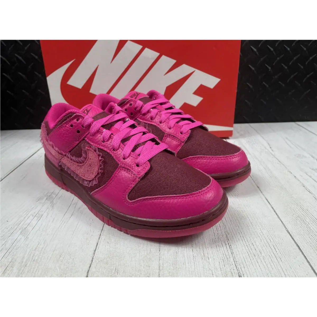 Nike shoes - Nike Dunk - Dunk - DQ9324-600 - Pink (UPC: 0195867252775) 1