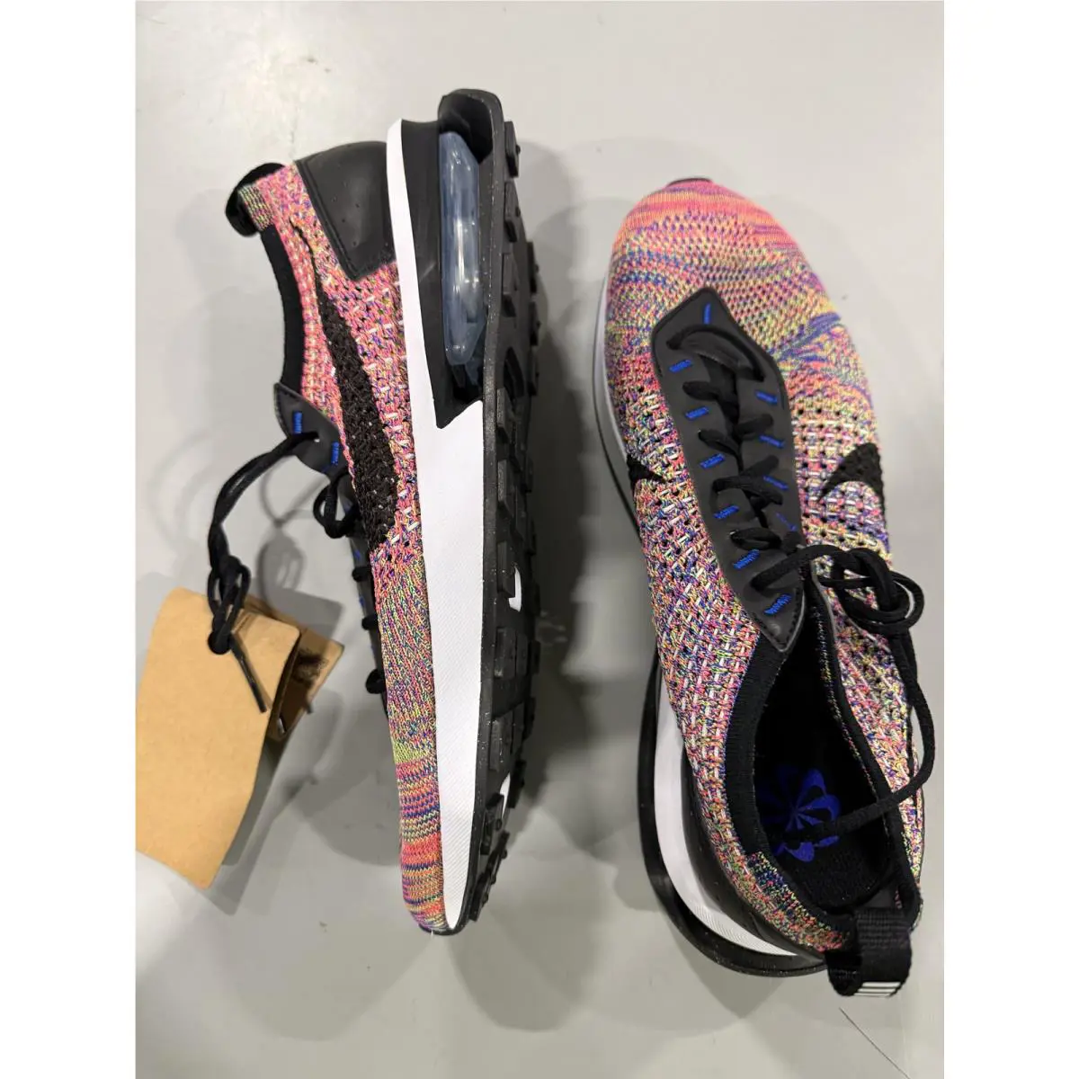 Nike shoes (UPC: 008678906440) 0