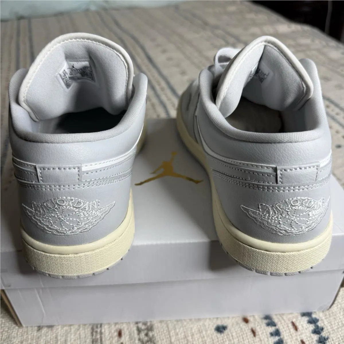 Nike shoes - Air Jordan 1 Low - Air Low - White 3
