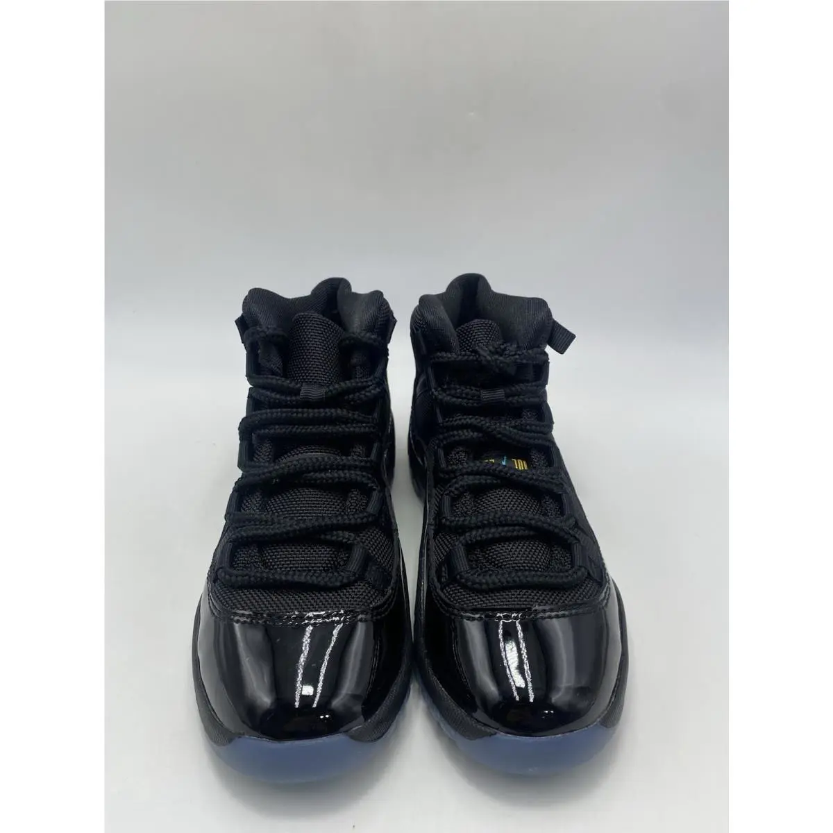 Nike shoes - Air Jordan 11 - Air - Black 5