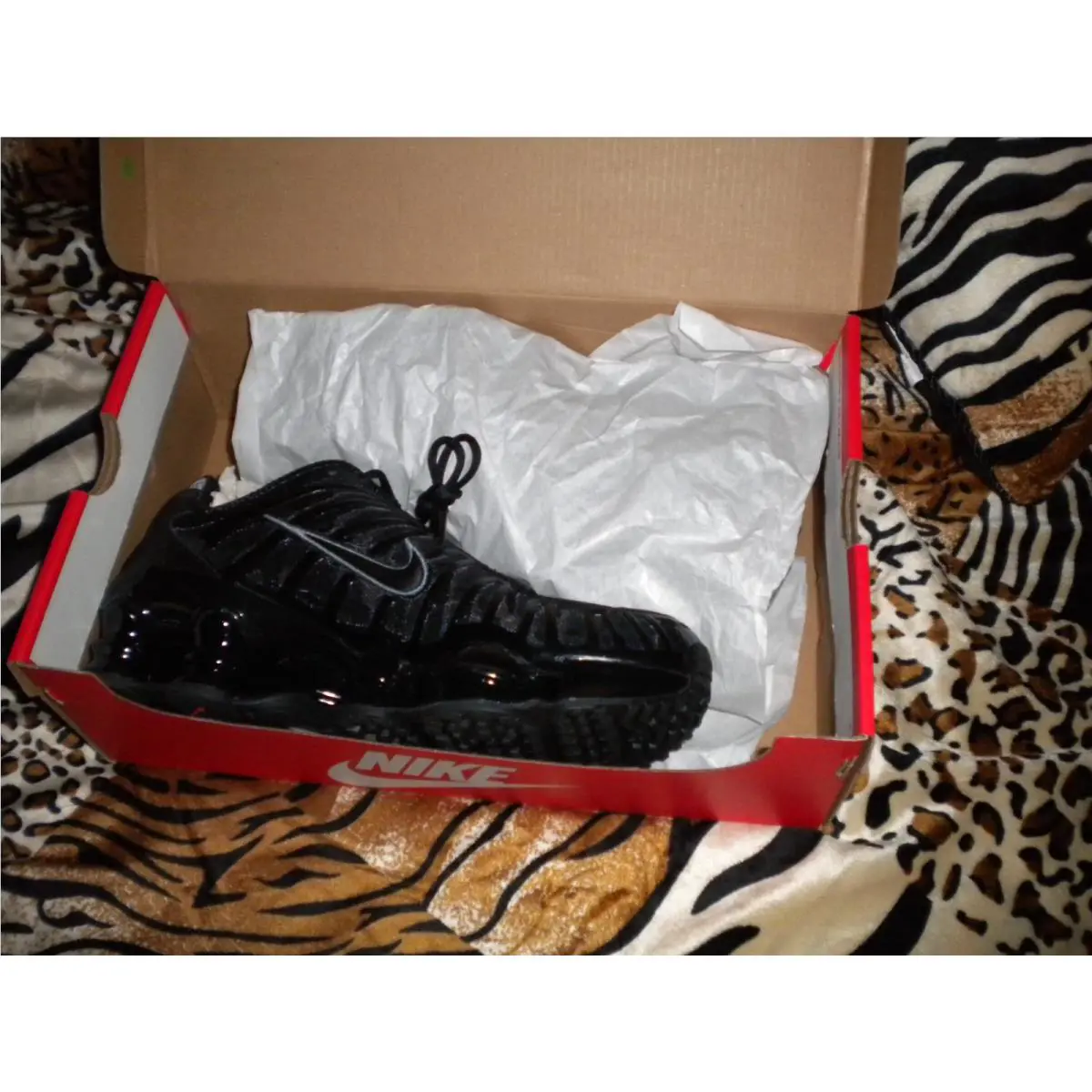 Nike shoes - Nike Shox - Shox - Black, Manufacturer: Black/Black Metallic/Max Orange 8