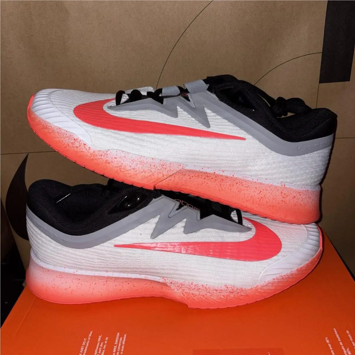 Nike shoes - Nike Court Air Zoom Vapor Pro - HV1376-100 - White 0
