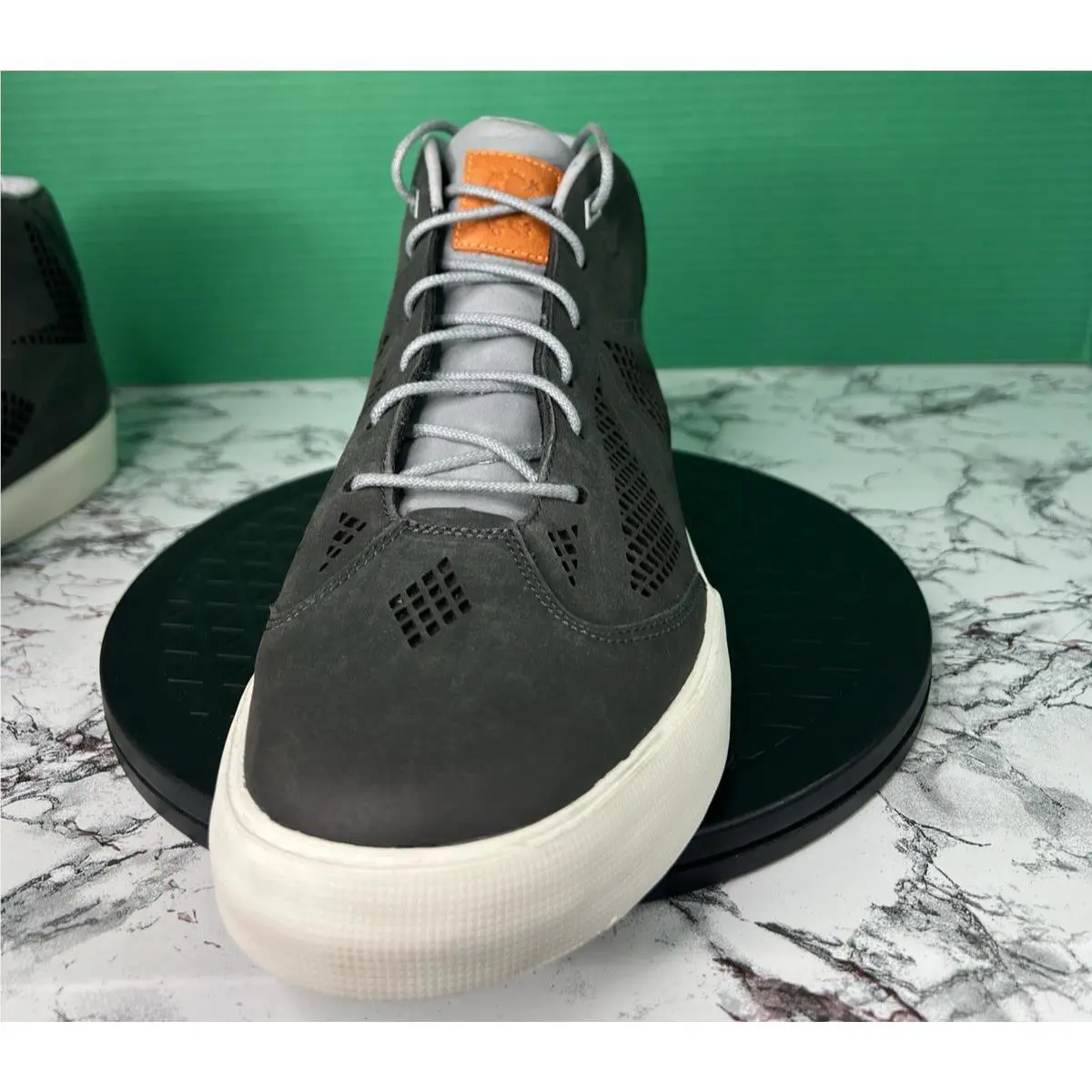 Nike shoes - Nike LeBron Lifestyle - LeBron Lifestyle - 582553-001 - Gray 2