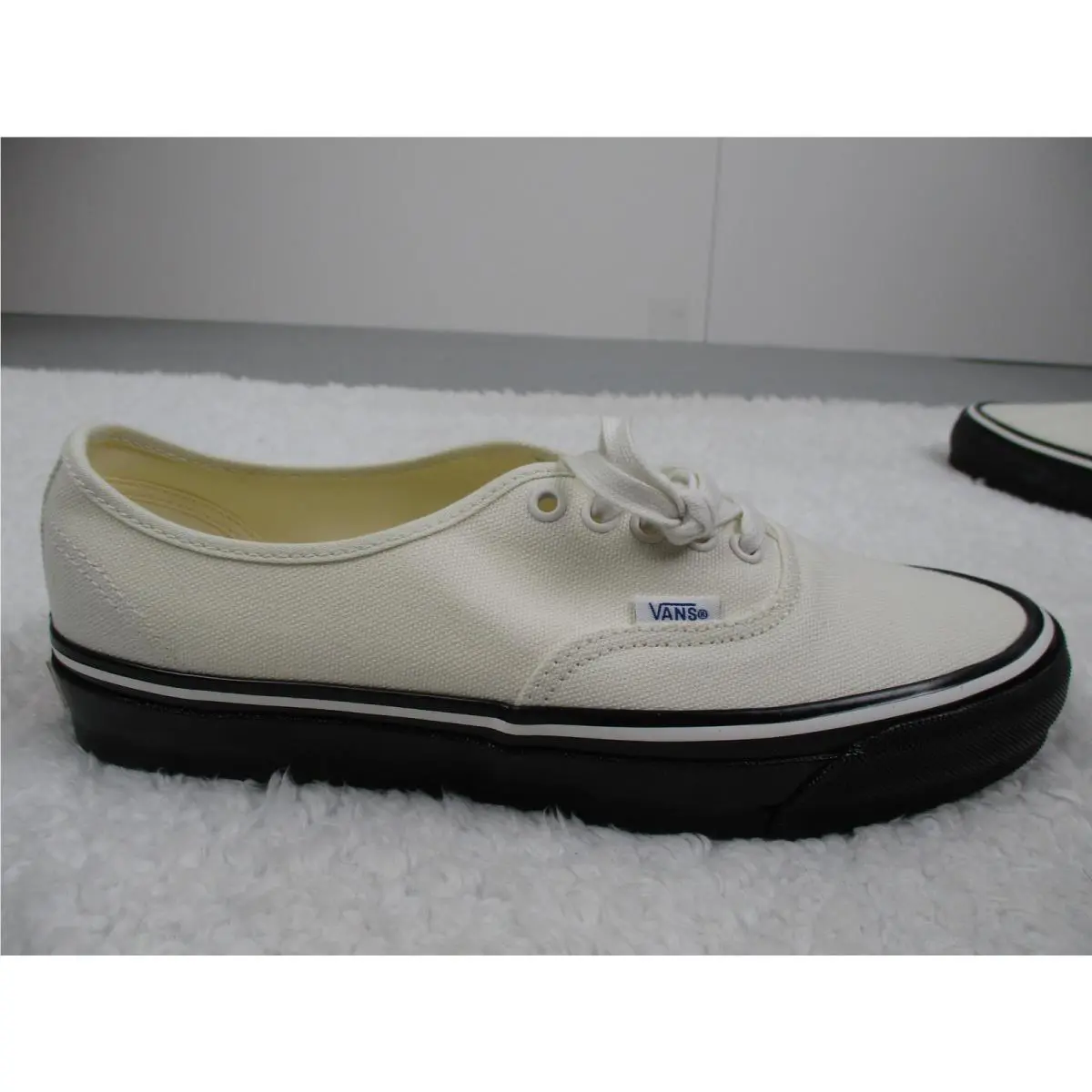 Vans shoes - Vans Lx Authentic 44 - Authentic - VN000EBNYB2 - White 0