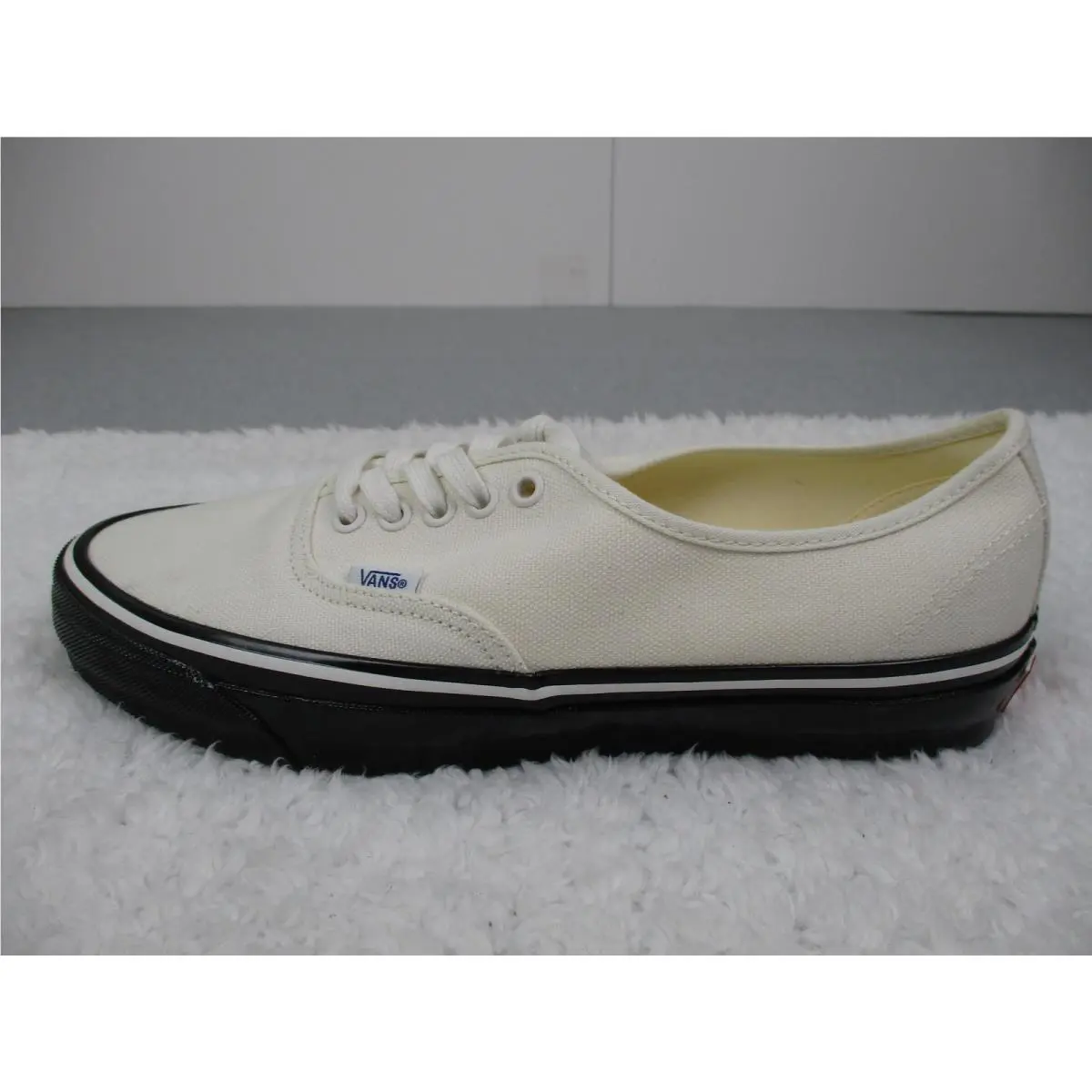 Vans shoes - Vans Lx Authentic 44 - Authentic - VN000EBNYB2 - White 1