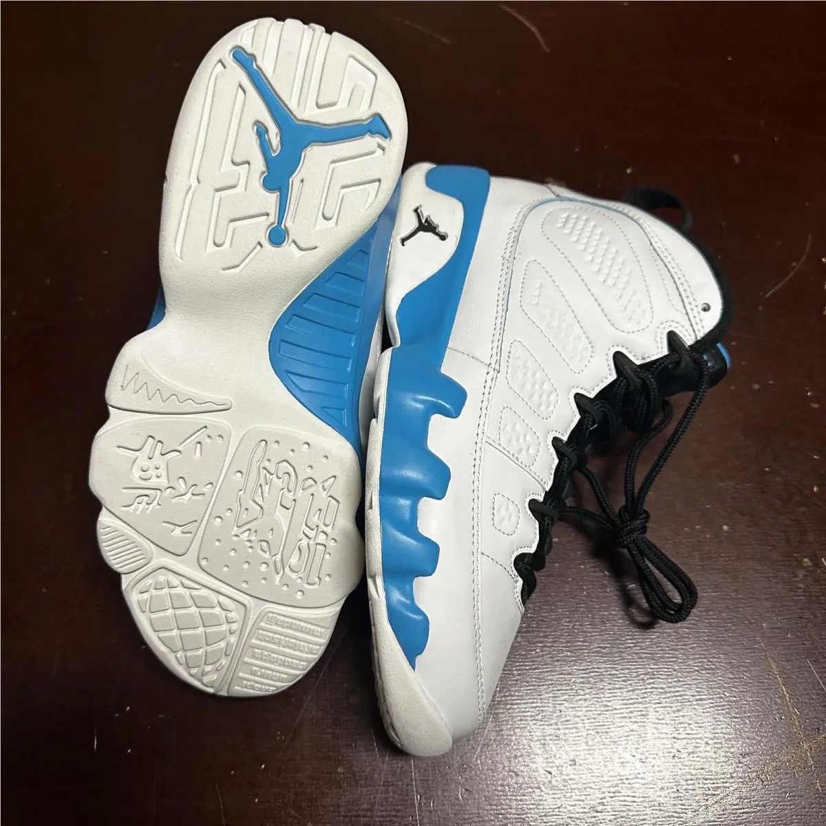 Nike shoes - NA - White 1