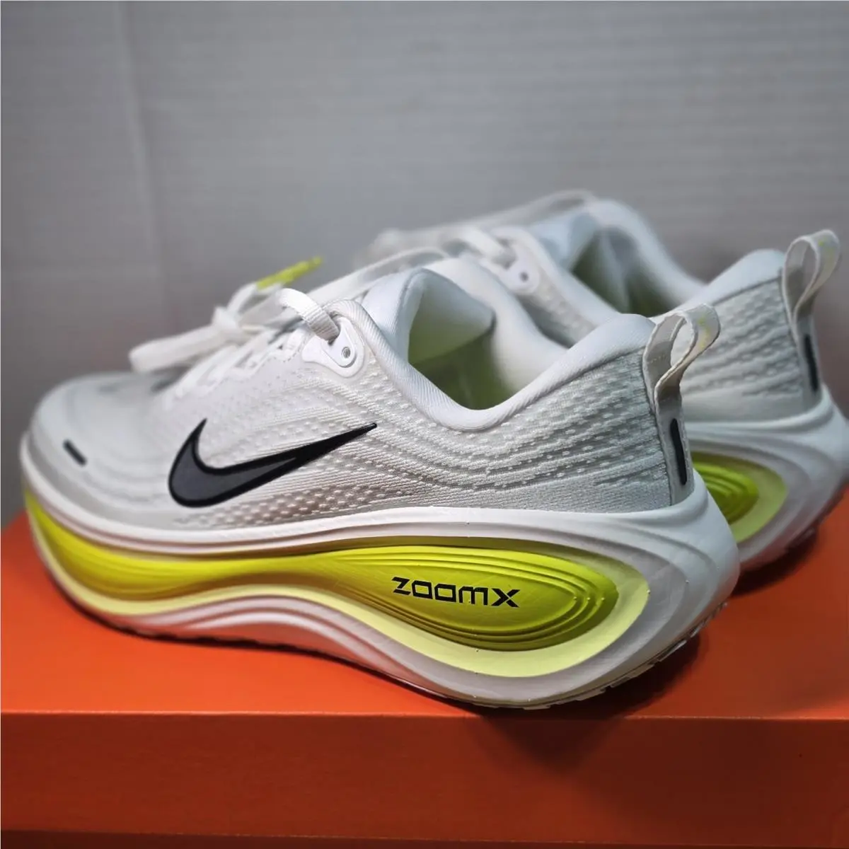 Nike shoes - Nike Vomero Plus - Vomero Plus - HV8154-106 - White 1