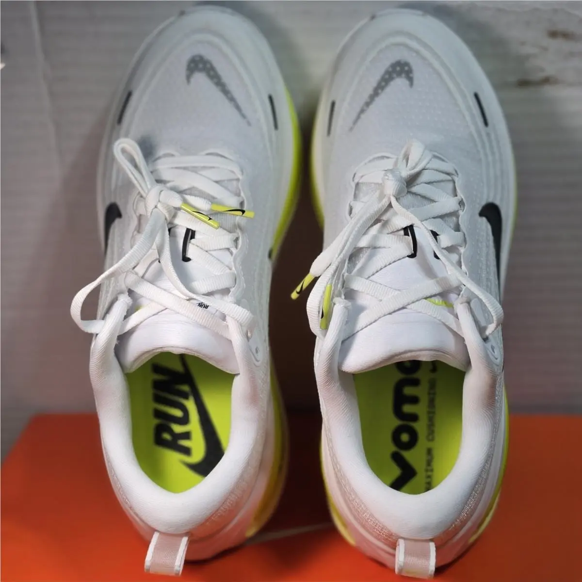 Nike shoes - Nike Vomero Plus - Vomero Plus - HV8154-106 - White 7