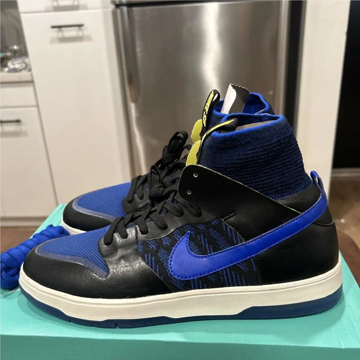 Nike shoes - Nike Sb Dunk High Elite - 918287-041 - Black/Racer Blue-Sail (UPC: 888977131077) 2