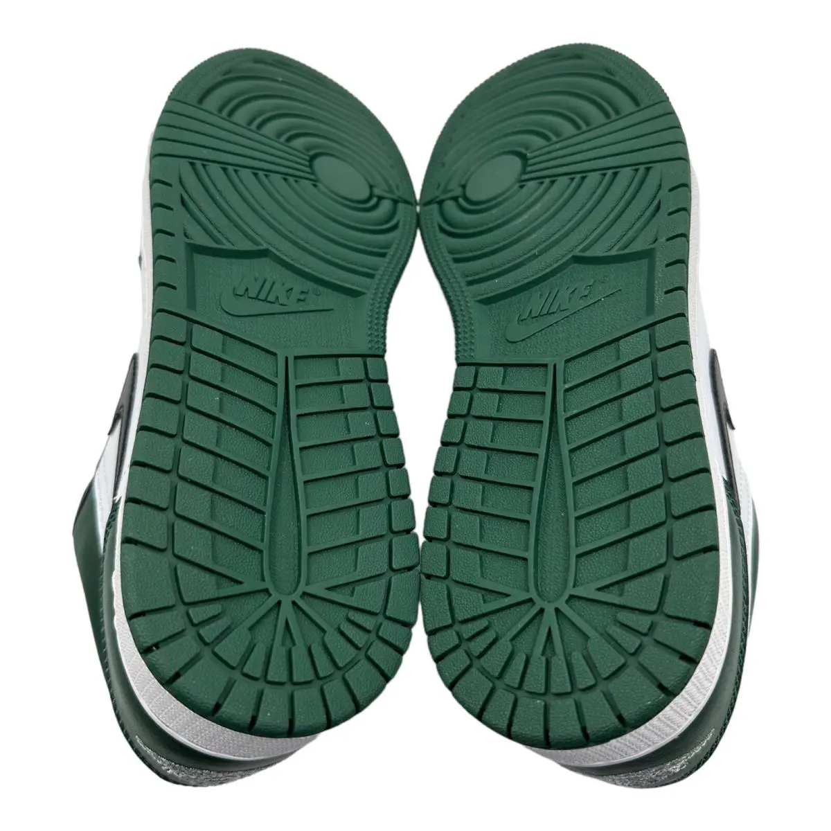 Nike shoes - Air Jordan 1 - Air - 553560-371 - Green (UPC: 195243826217) 4