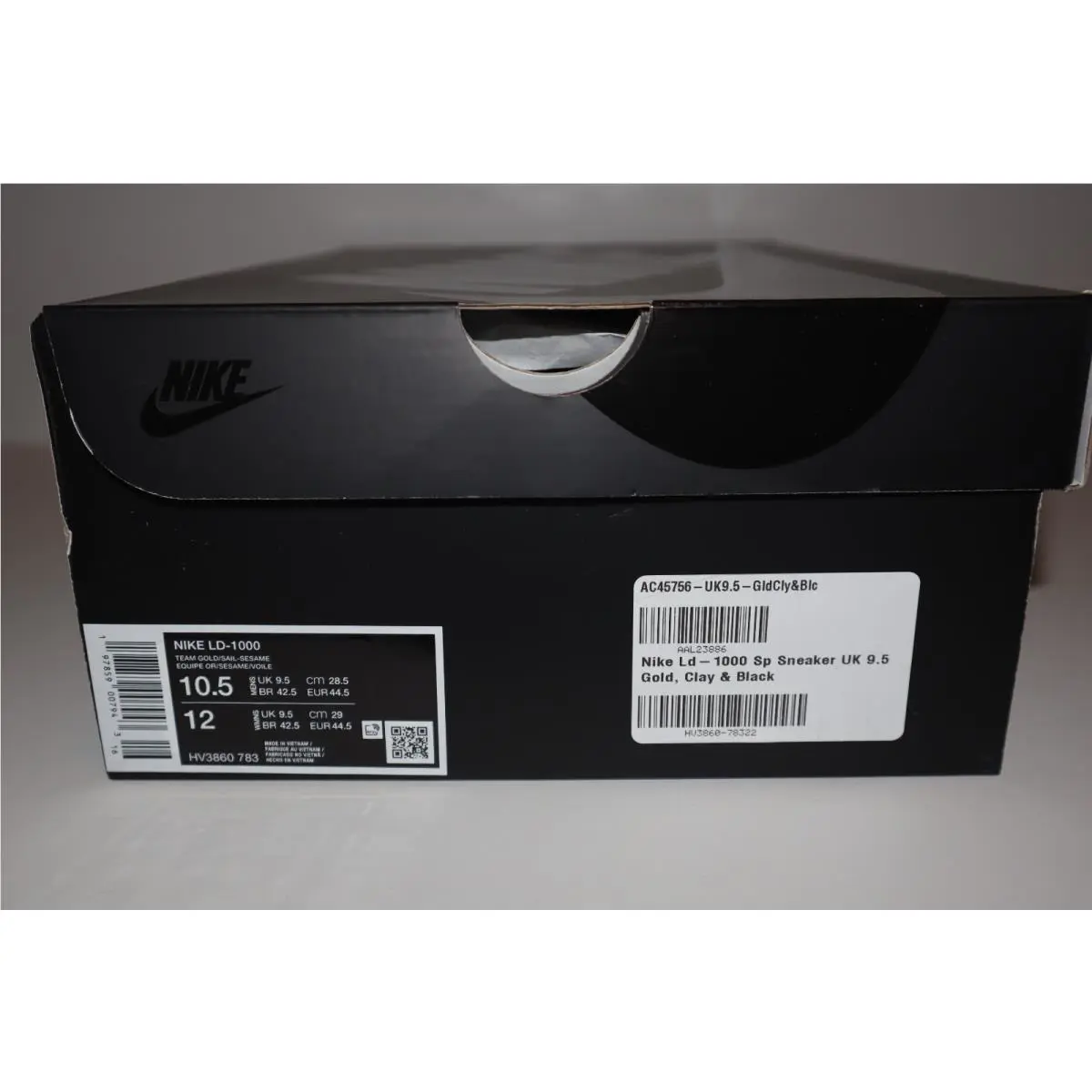 Nike shoes - Nike LD-1000 - Gold 0