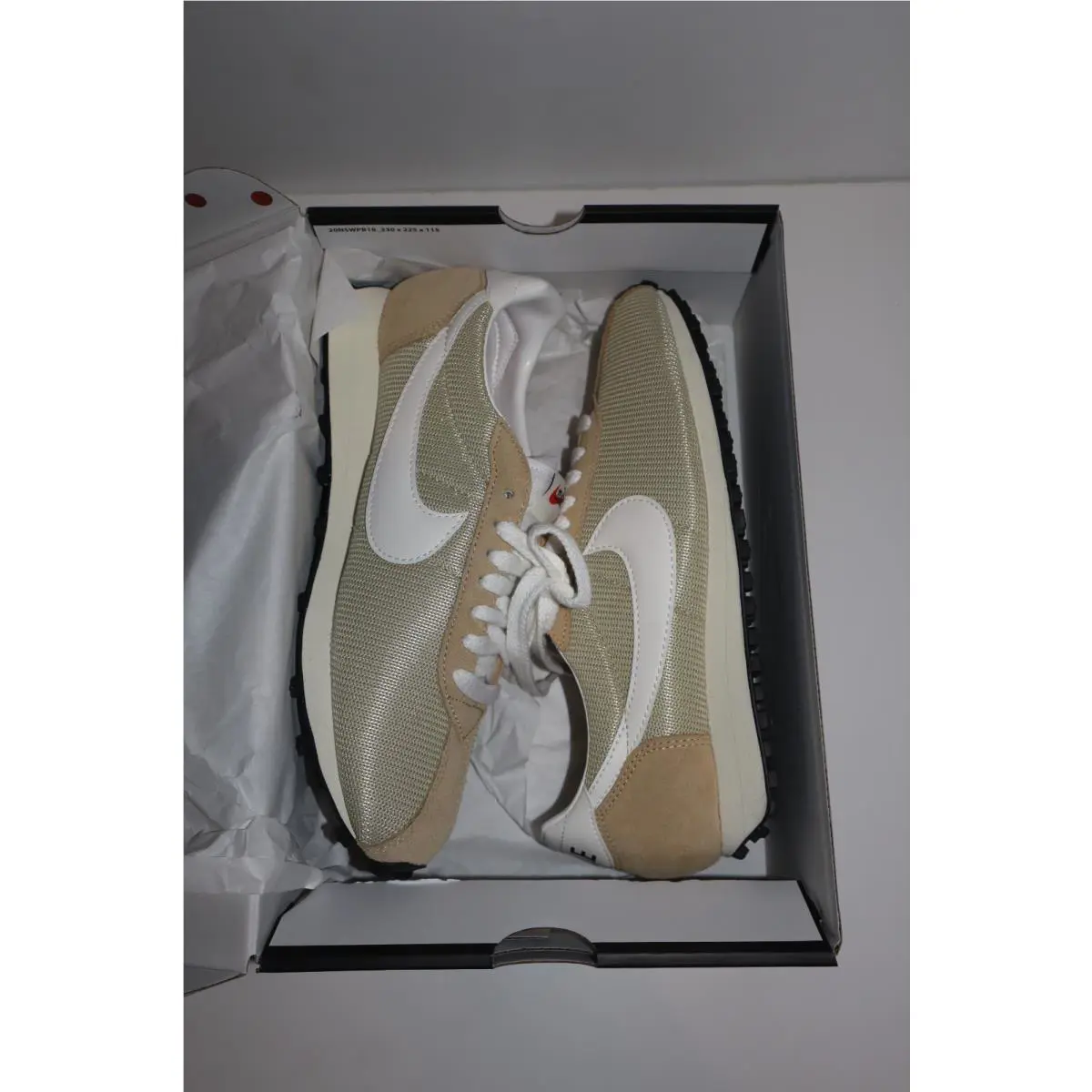 Nike shoes - Nike LD-1000 - Gold 1