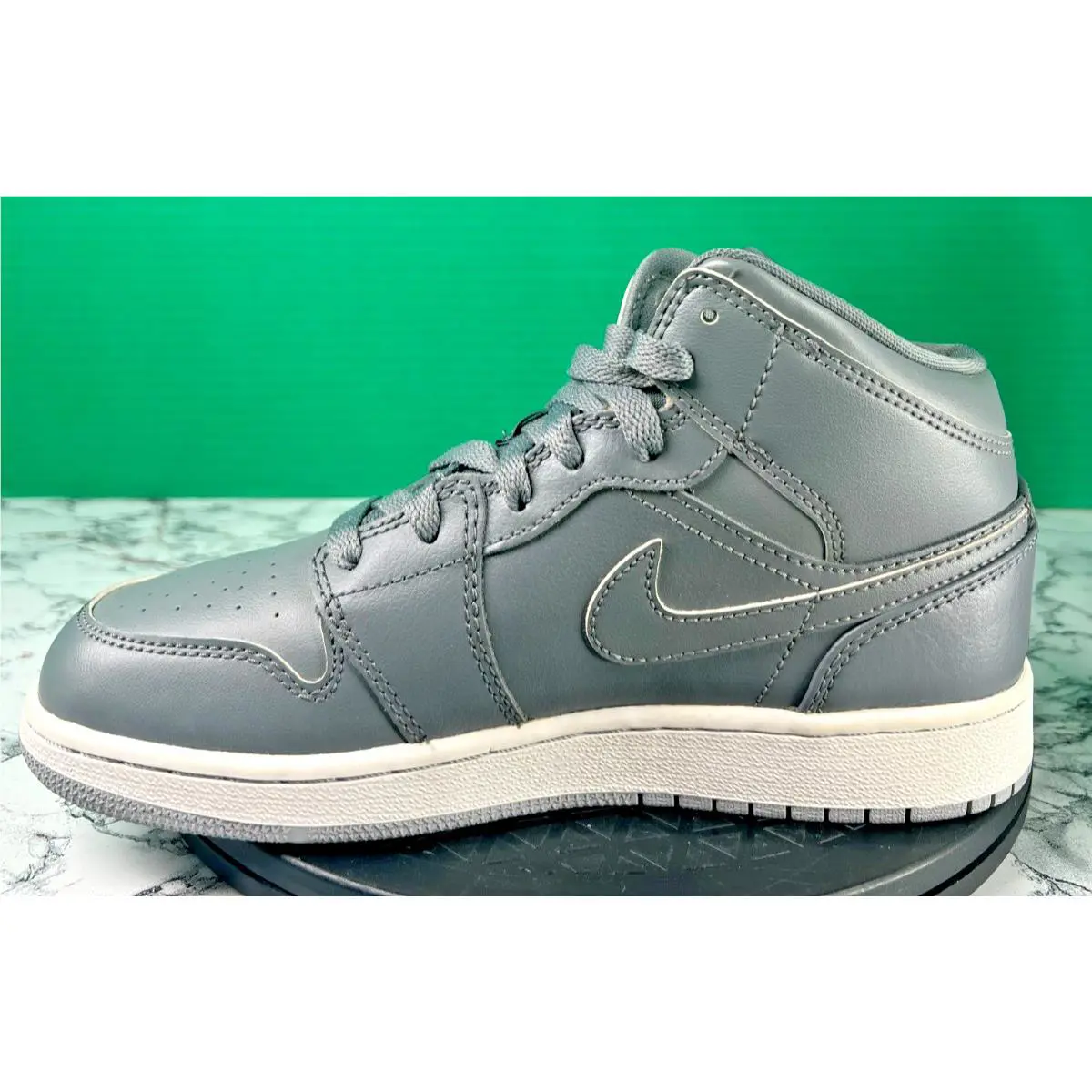Nike shoes - Gray 15