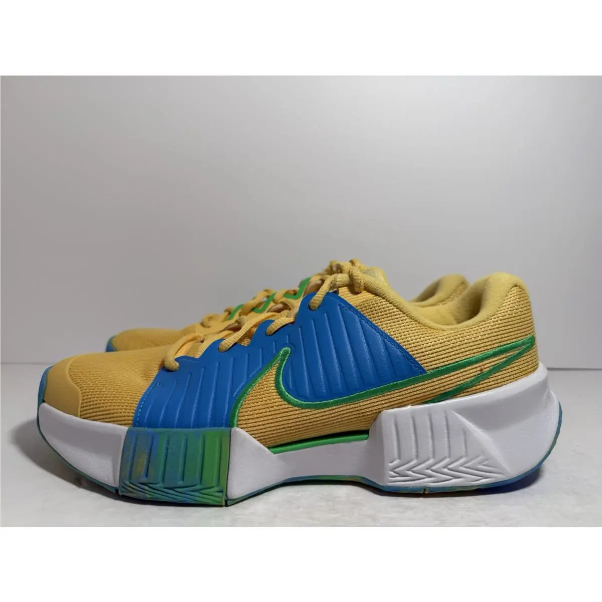 Nike shoes - Nike Air Zoom Challenge - Air Zoom Challenge - FQ4155 700 - White (UPC: 198482733261) 2
