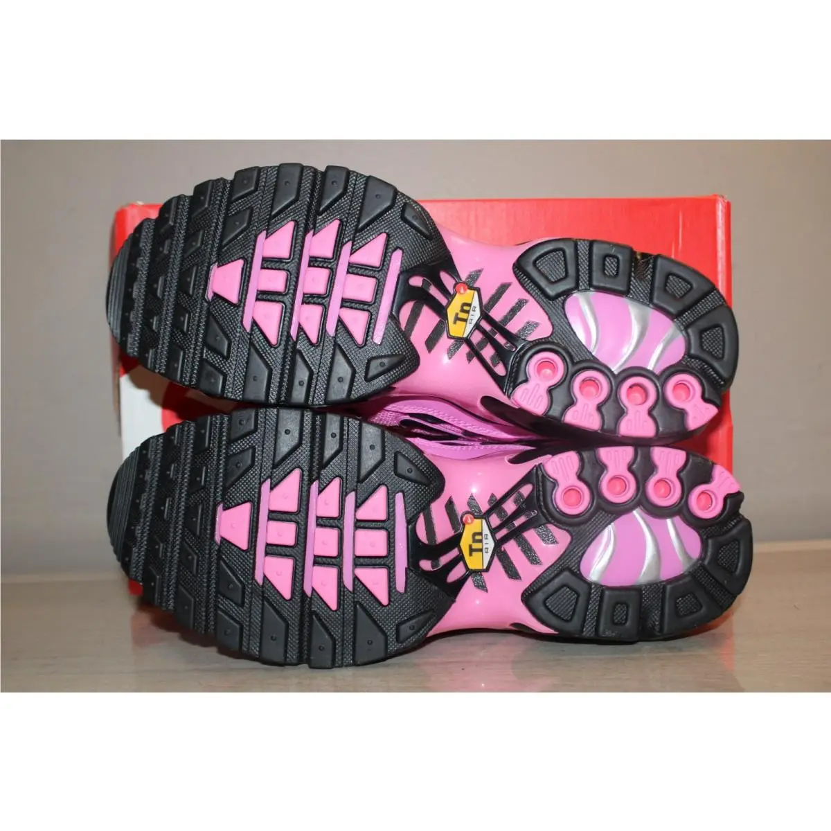 Nike shoes - Nike Air Max Plus SE - HJ9743-601 - Pink 7