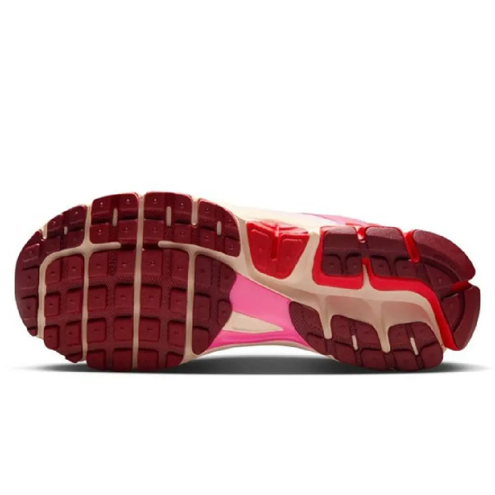 Nike shoes - IM7185640 - IM7185 640 - Light Soft Pink/LT Crimson (UPC: 198486325424) 3