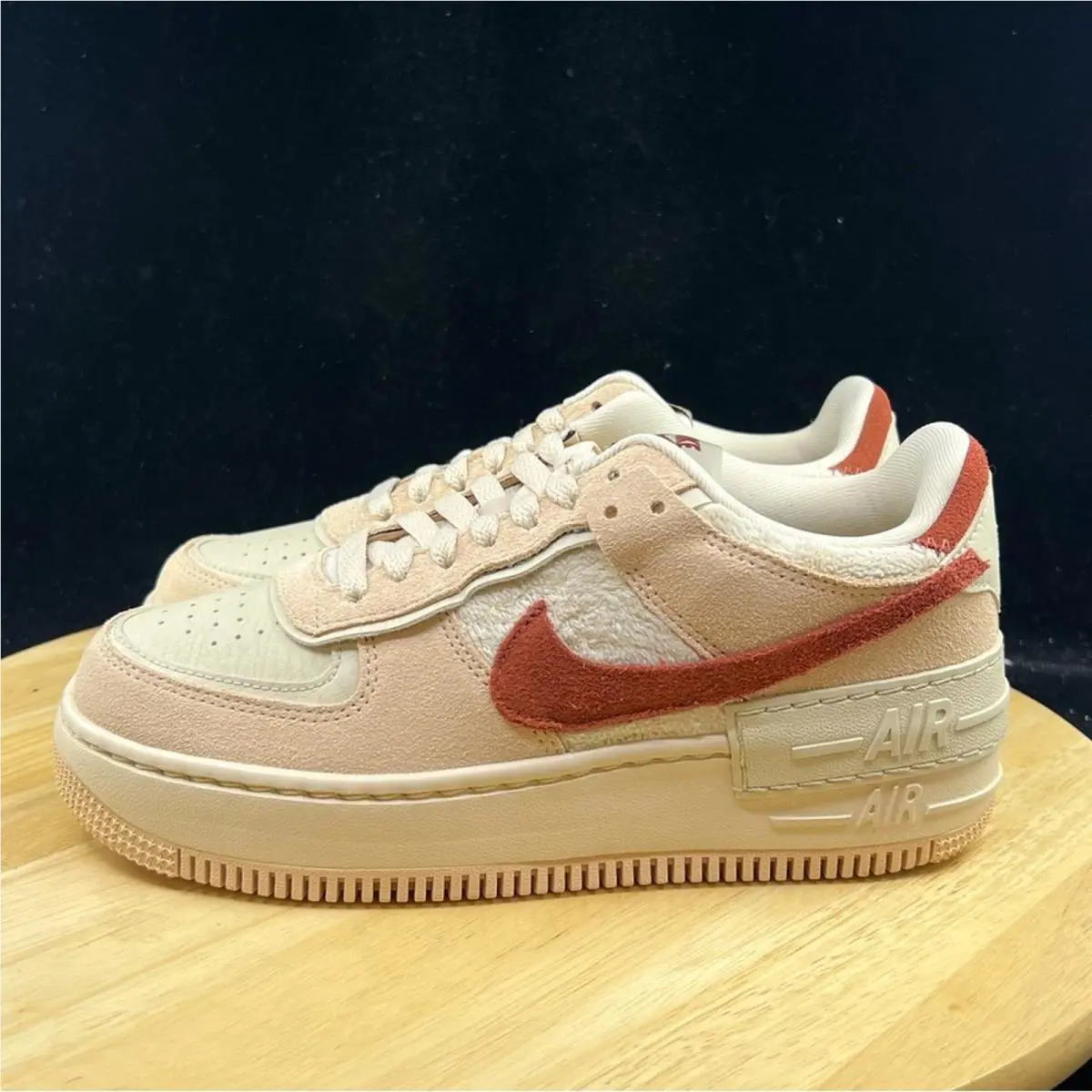 Nike shoes - Tan 4