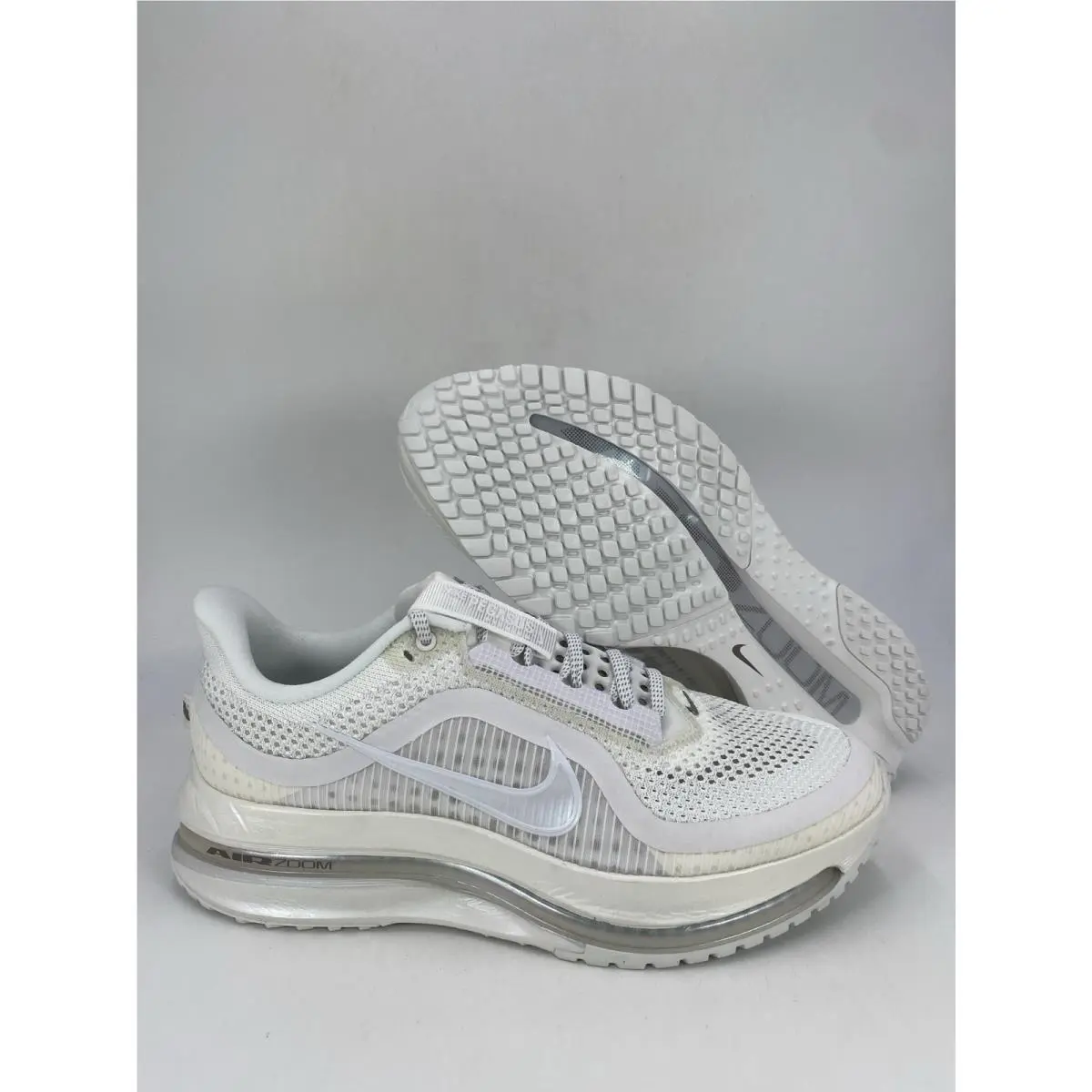 Nike W Pegasus Premium Ess Summit White IO9918 100 Women`s Size 10.5