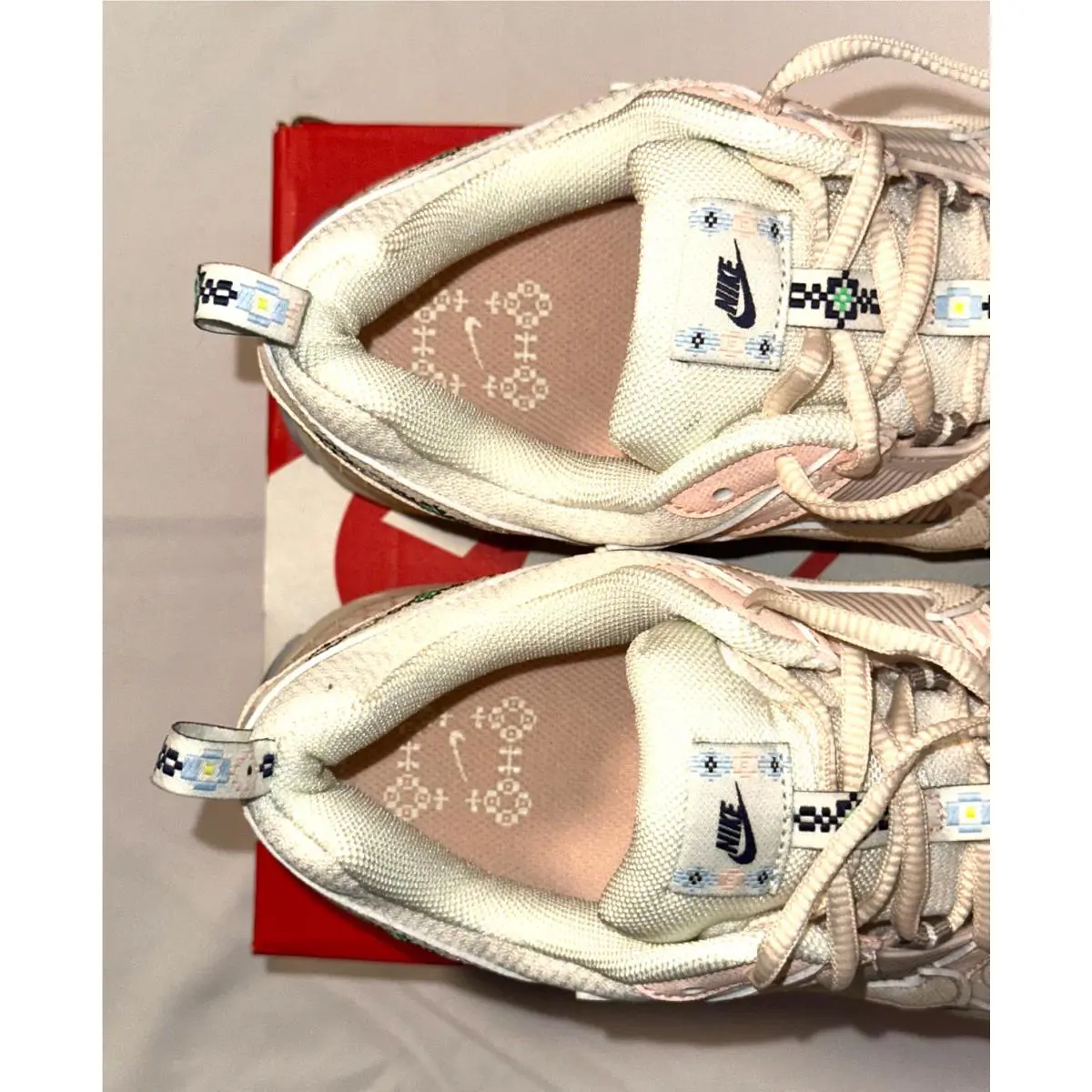 Nike shoes - Vomero 5 - Vomero - Beige 4