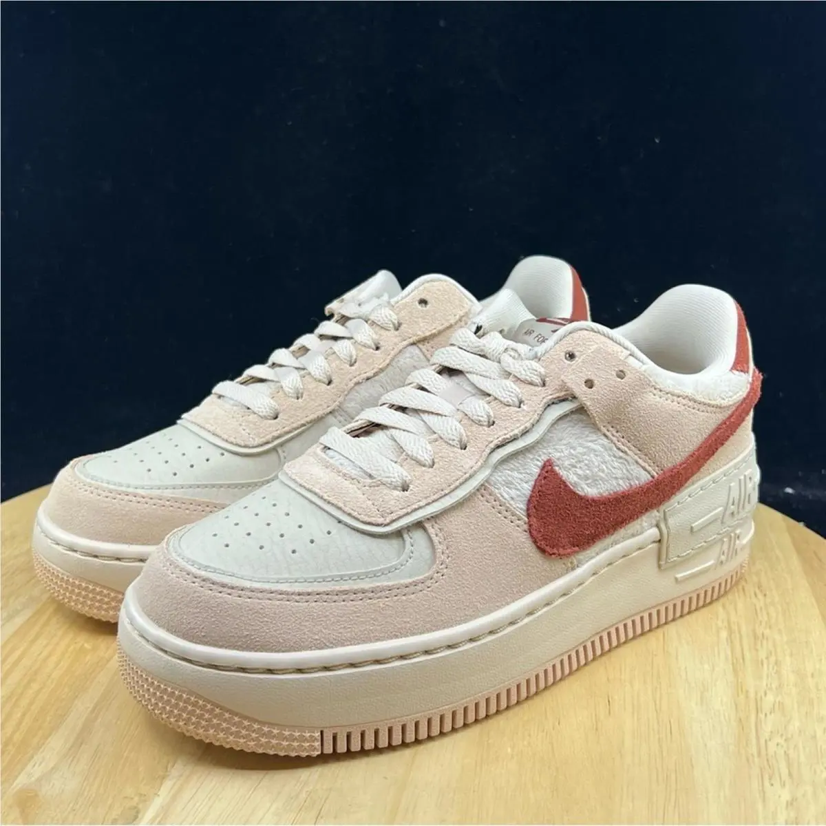 Nike shoes - Tan 0