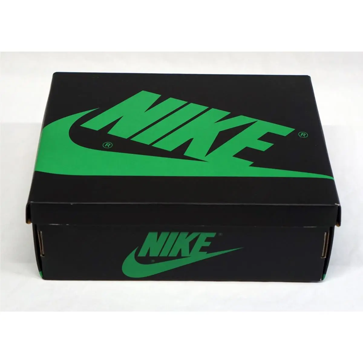 Nike shoes - Air Jordan 1 - Air - Green 0