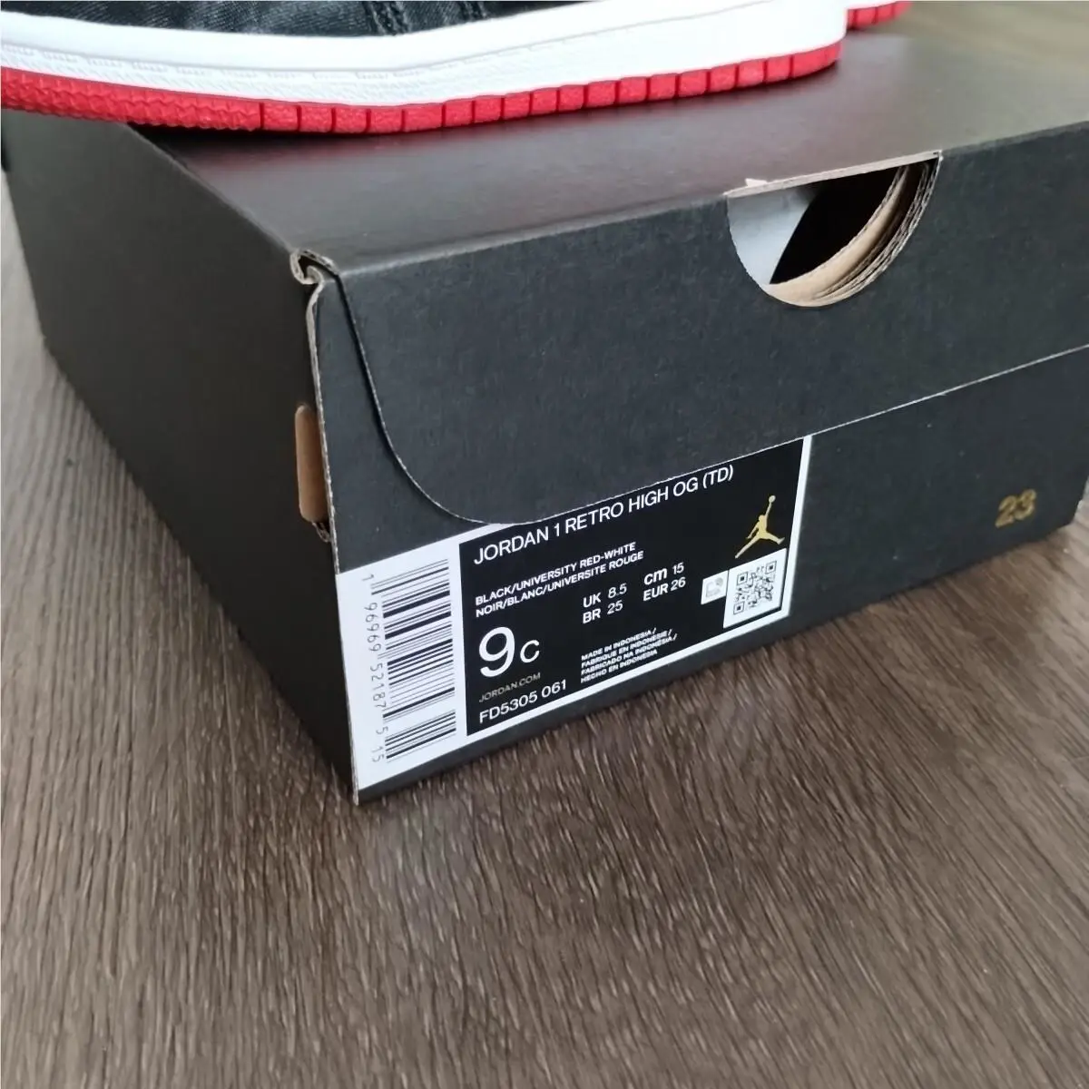 Nike shoes - Air Jordan 1 - Air - Multicolor (UPC: 196969521875) 5