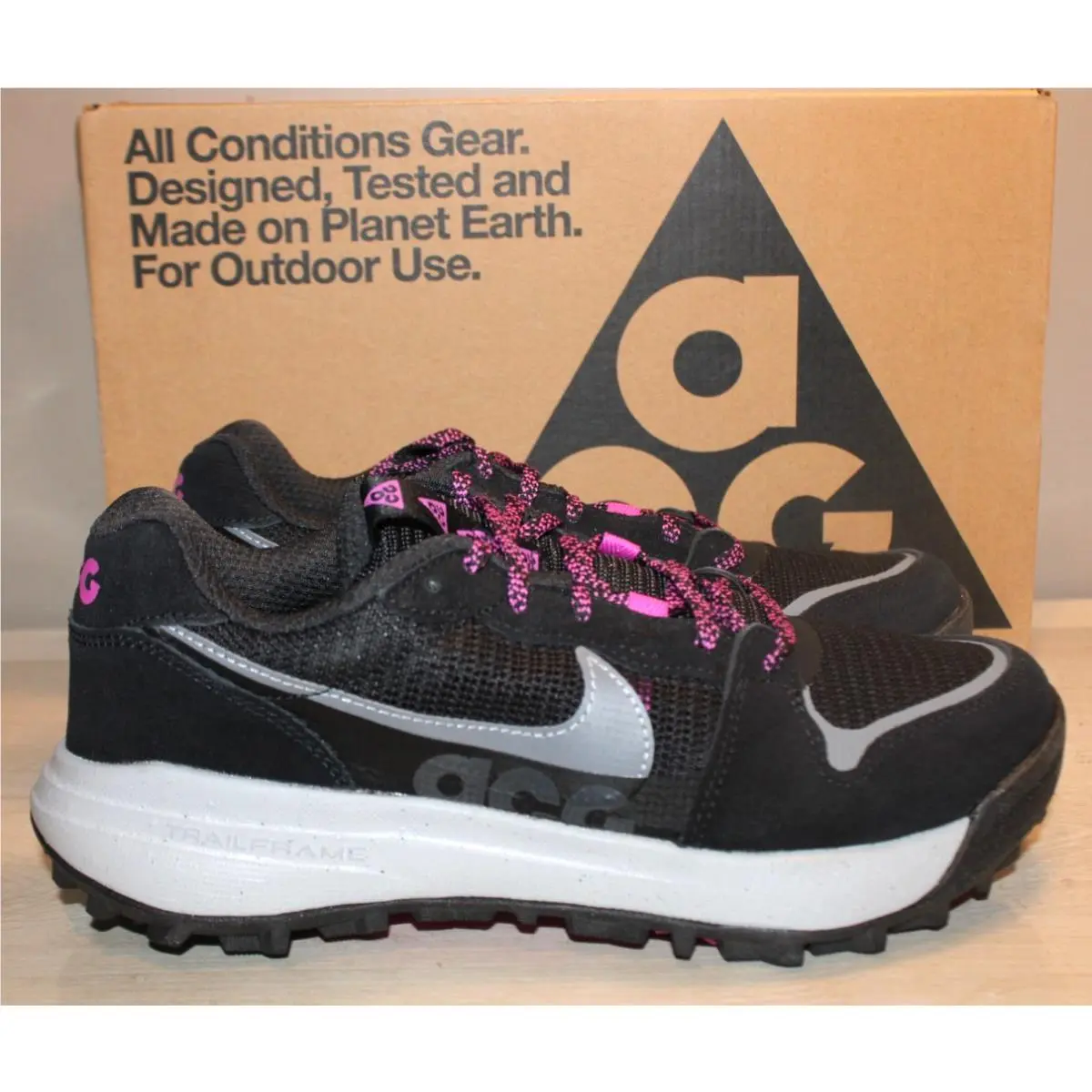 Nike shoes - Nike ACG Lowcate - ACG Lowcate - DM8019-002 - Black 2