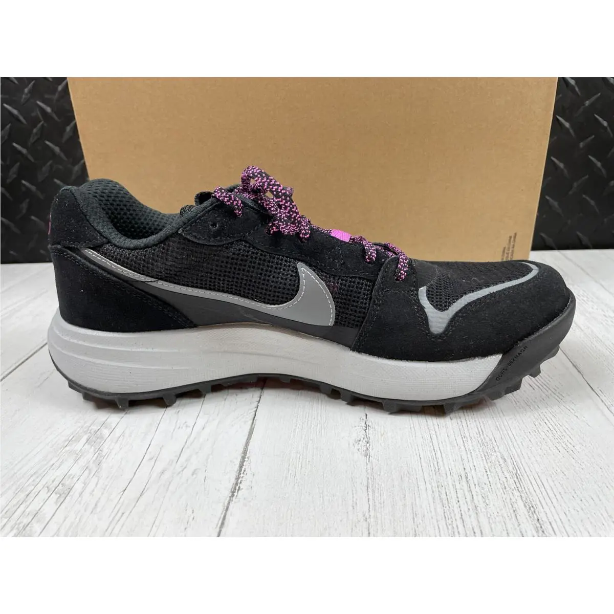 Nike shoes - Nike ACG Lowcate - ACG Lowcate - DM8019-002 - Black 8