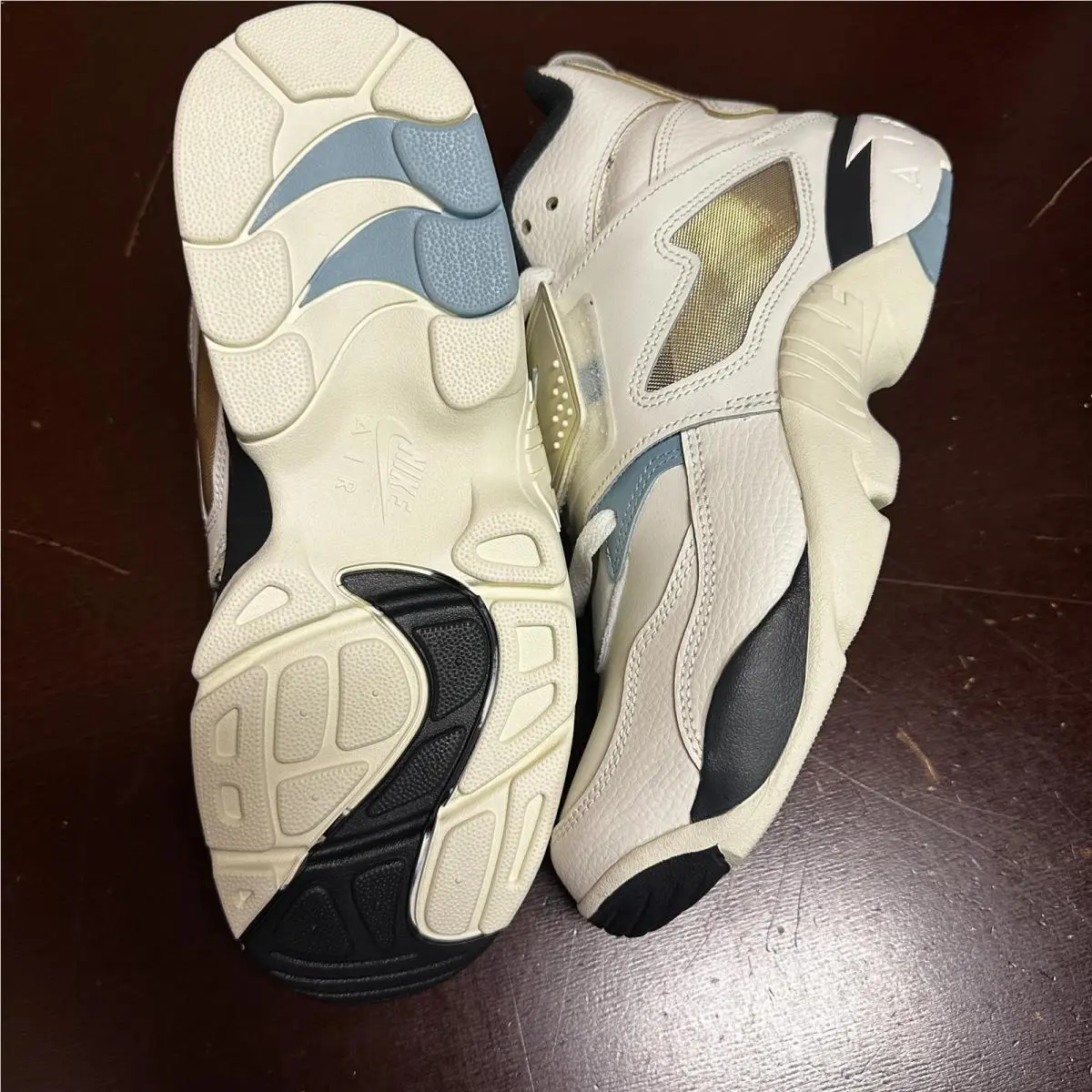 Nike shoes - Beige 3
