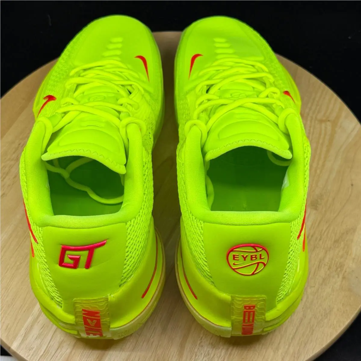 Nike shoes - Green 6