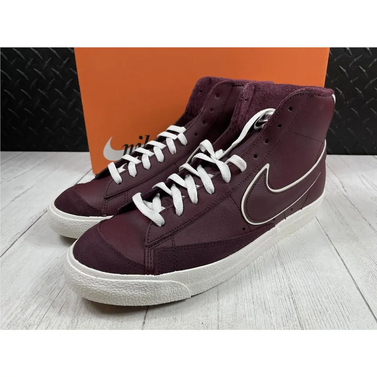Nike shoes - Nike Blazer - Blazer - DQ7672-600 - Maroon (UPC: 0196154981330) 3