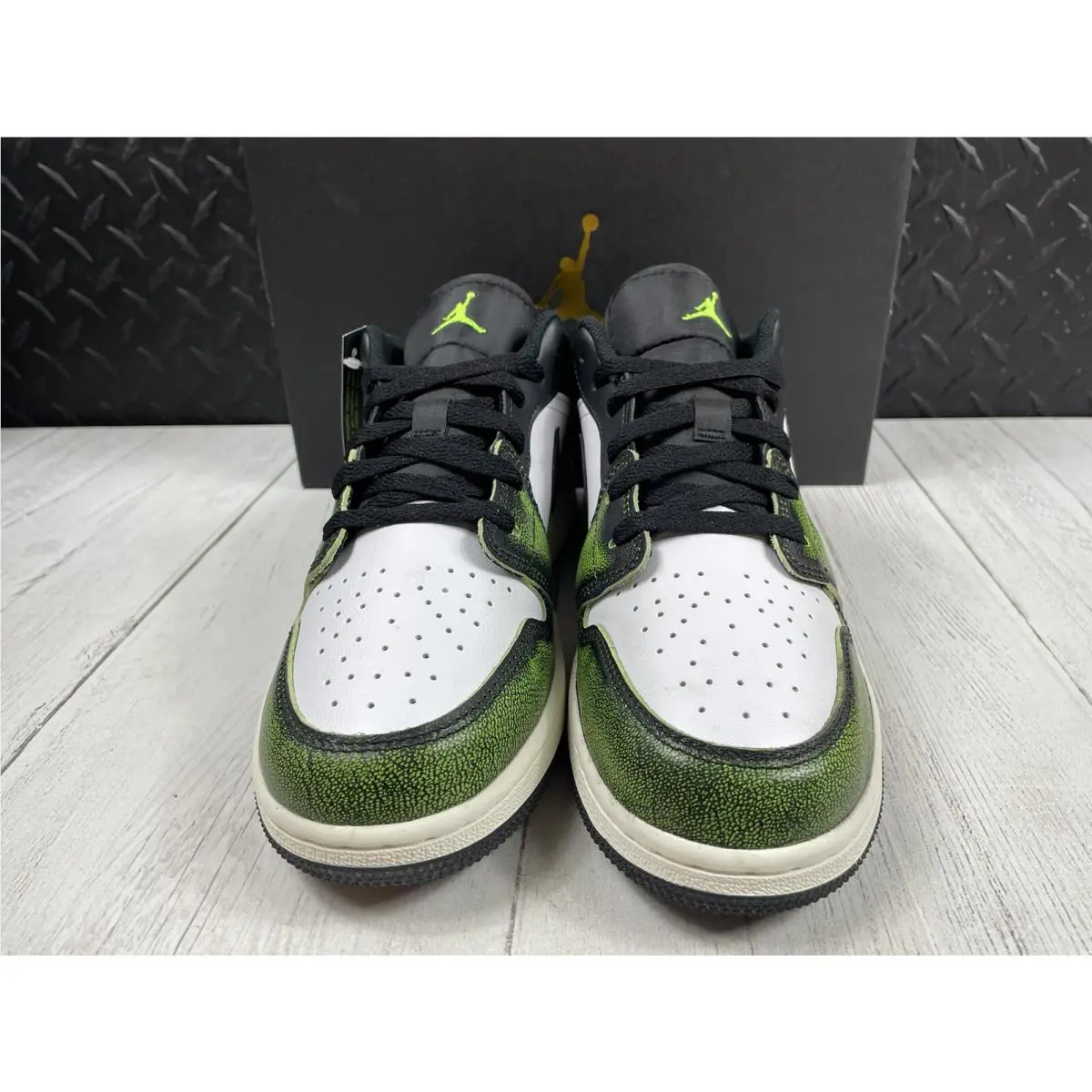 Nike shoes - Air Jordan 1 - Air - DO8244-003 - Green (UPC: 0196148835229) 2