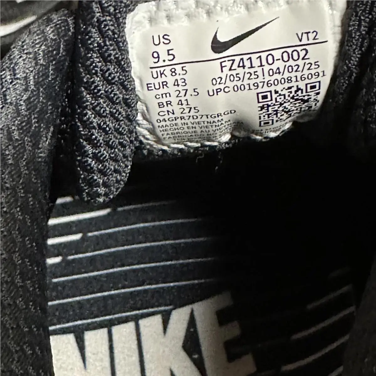 Nike shoes - Black 4